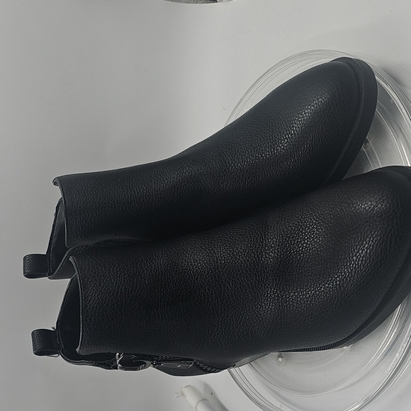 J Simply Vera Vera Wang Ankle Boots Faux Leather Black Zipper Sz 7.5M - Picture 6 of 11